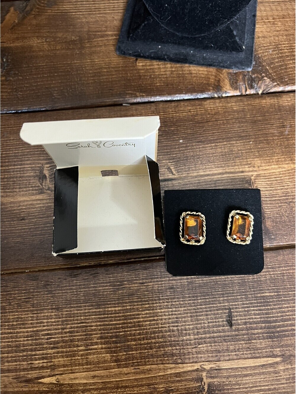 Vintage 1970s Sarah Coventry "Wild Honey" Earrings Brand New In Original Box